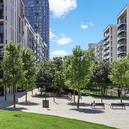 Ellie N Conys 3 Bedroom Apartment With 2 Bathrooms, An Ensuite, Kitchen And Balcony In Stratford Westfield London Ngoại thất bức ảnh