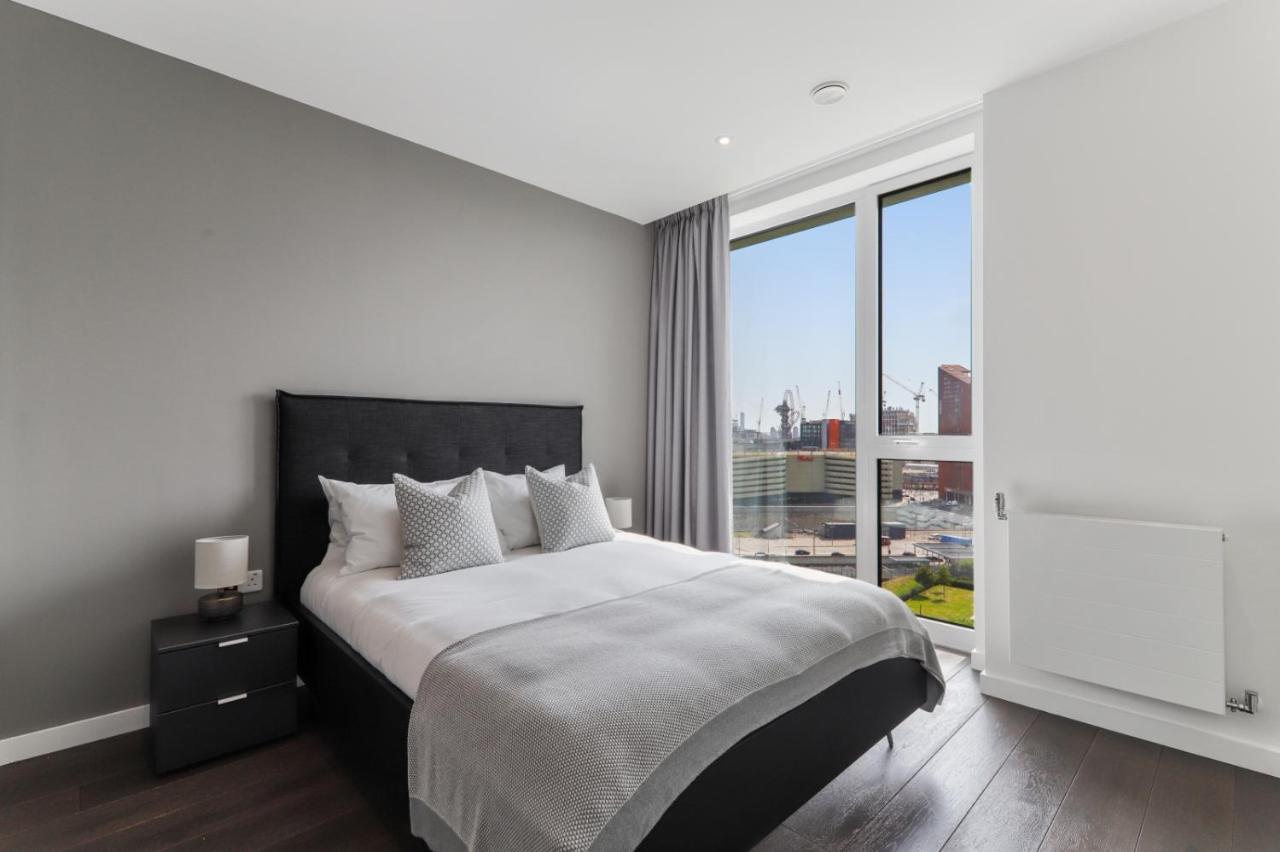 Ellie N Conys 3 Bedroom Apartment With 2 Bathrooms, An Ensuite, Kitchen And Balcony In Stratford Westfield London Ngoại thất bức ảnh
