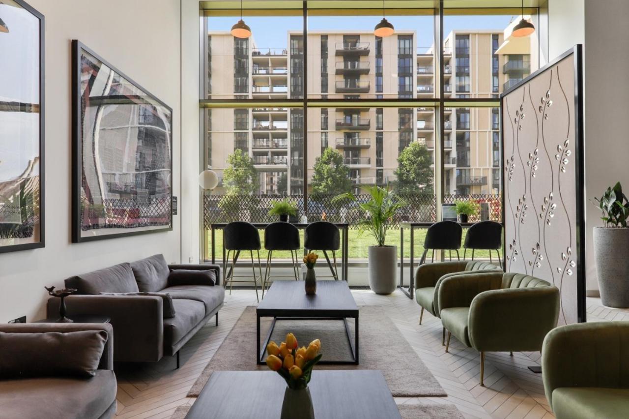 Ellie N Conys 3 Bedroom Apartment With 2 Bathrooms, An Ensuite, Kitchen And Balcony In Stratford Westfield London Ngoại thất bức ảnh